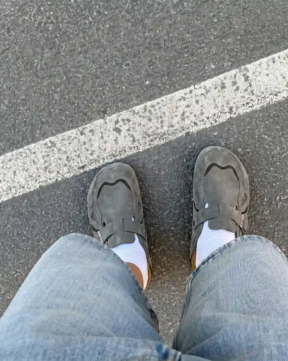 "SAYKO Grey" Clogs